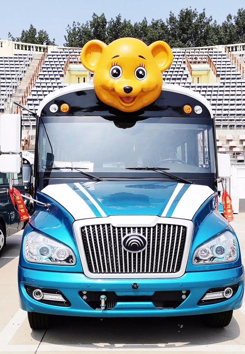 游览车旁展才艺，河南版“熊大”上热搜