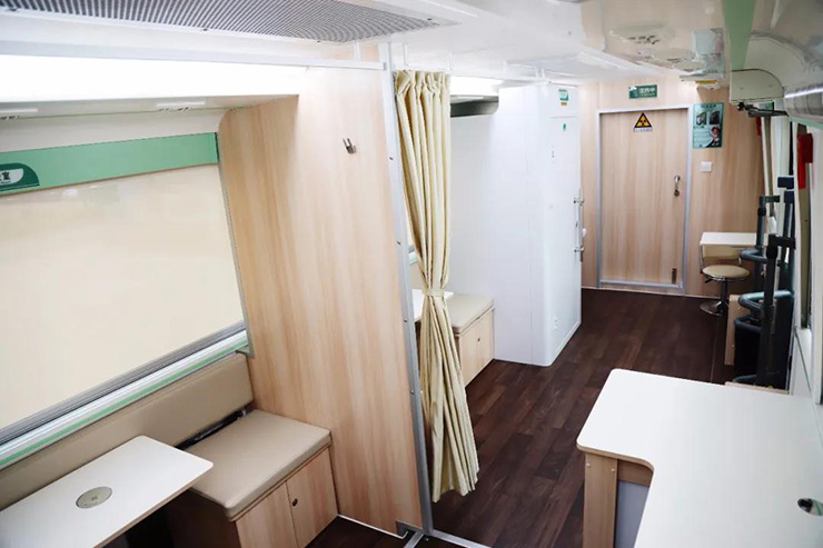 赢多多移动医疗车在哈萨克斯坦全面投入使用