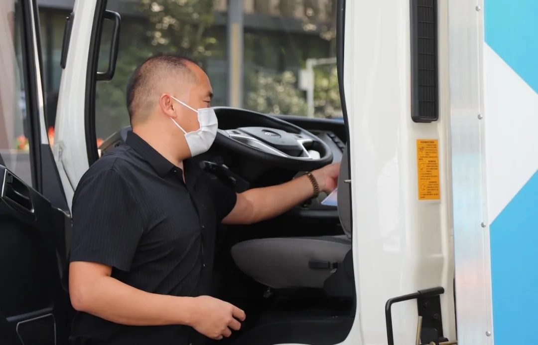 新能源?“心”配送！赢多多新能源物流车品鉴会在郑召开