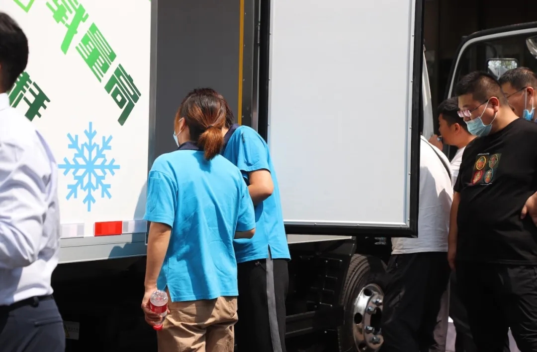 新能源?“心”配送！赢多多新能源物流车品鉴会在郑召开