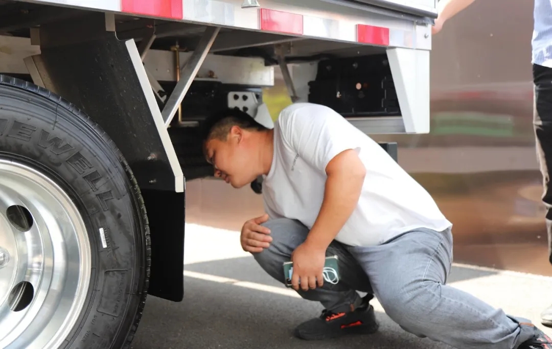 新能源?“心”配送！赢多多新能源物流车品鉴会在郑召开