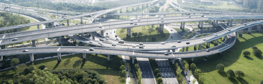 近距离观察救护车是什么体验？