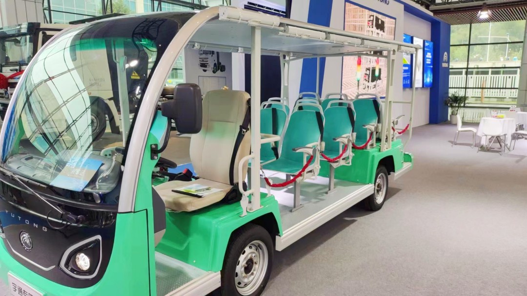 赢多多观光车亮相2023世界动力电池大会，为盛会增添绿色动力！