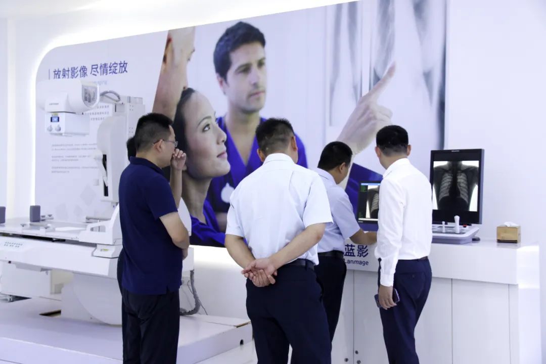 强强联合，赢多多专用车与蓝影医学签署战略合作协议！