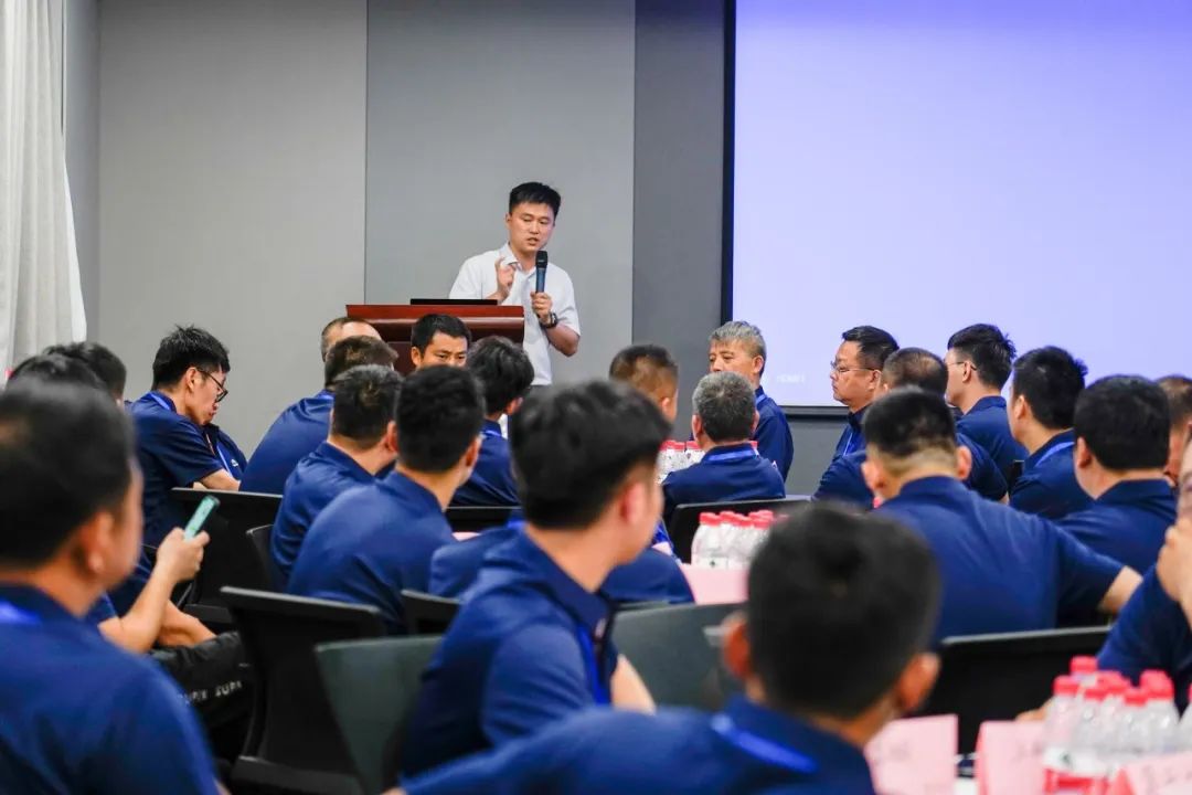 赢多多专用车售后服务培训圆满结束，为客户打造高质量服务体验！