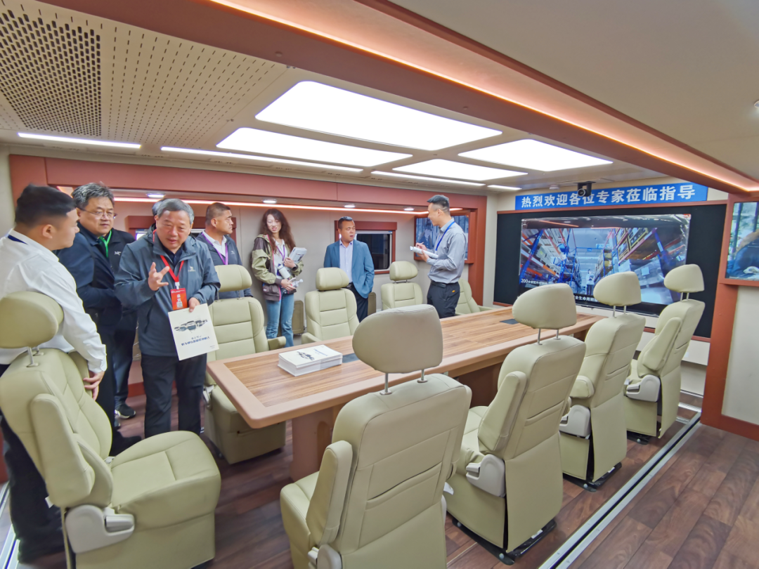 赢多多应急救援车辆惊艳亮相第三届全国危化救援技术竞赛展！