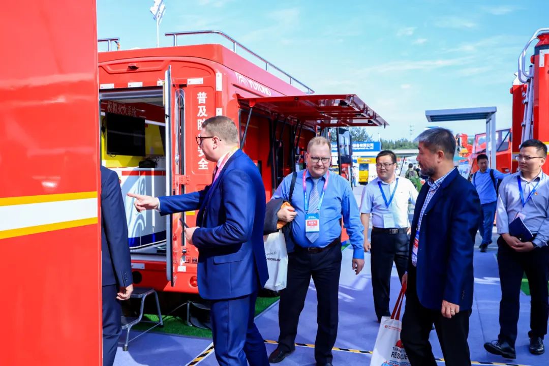赢多多专用车携多款王牌产品，“盛装”出展第二十届中国国际消防展！