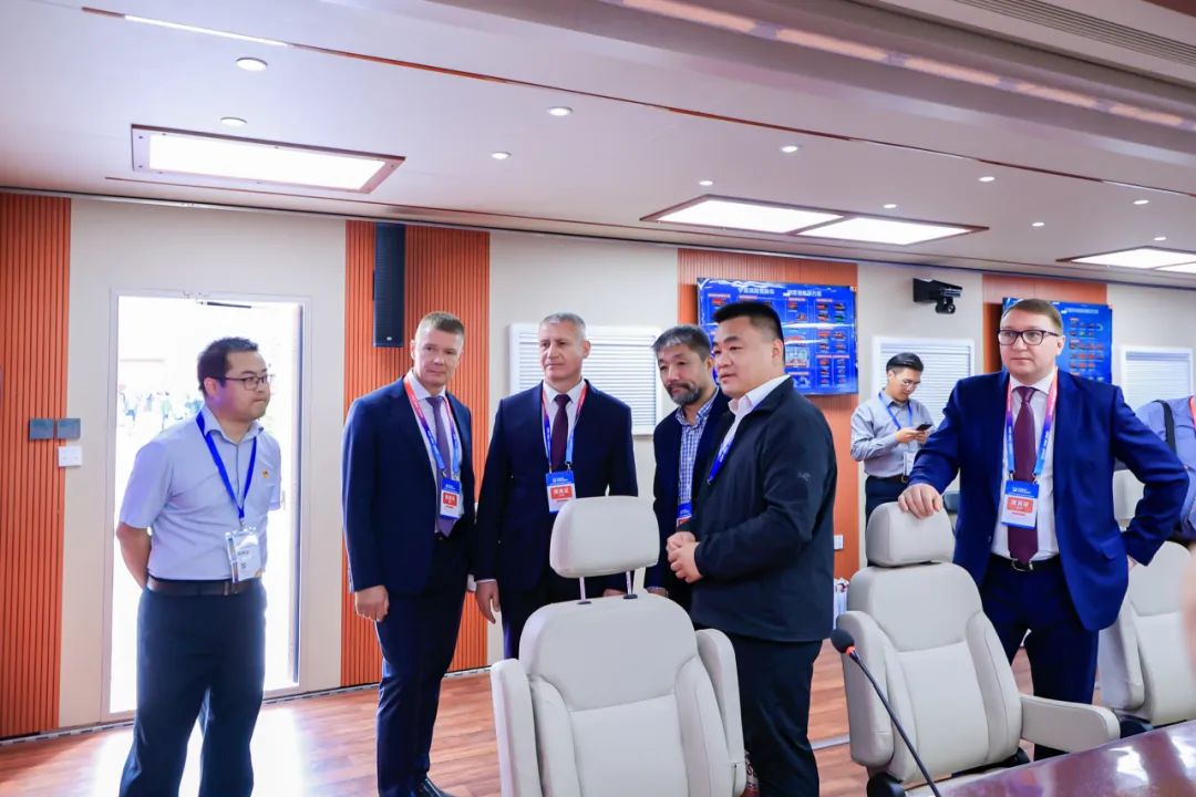 赢多多专用车携多款王牌产品，“盛装”出展第二十届中国国际消防展！