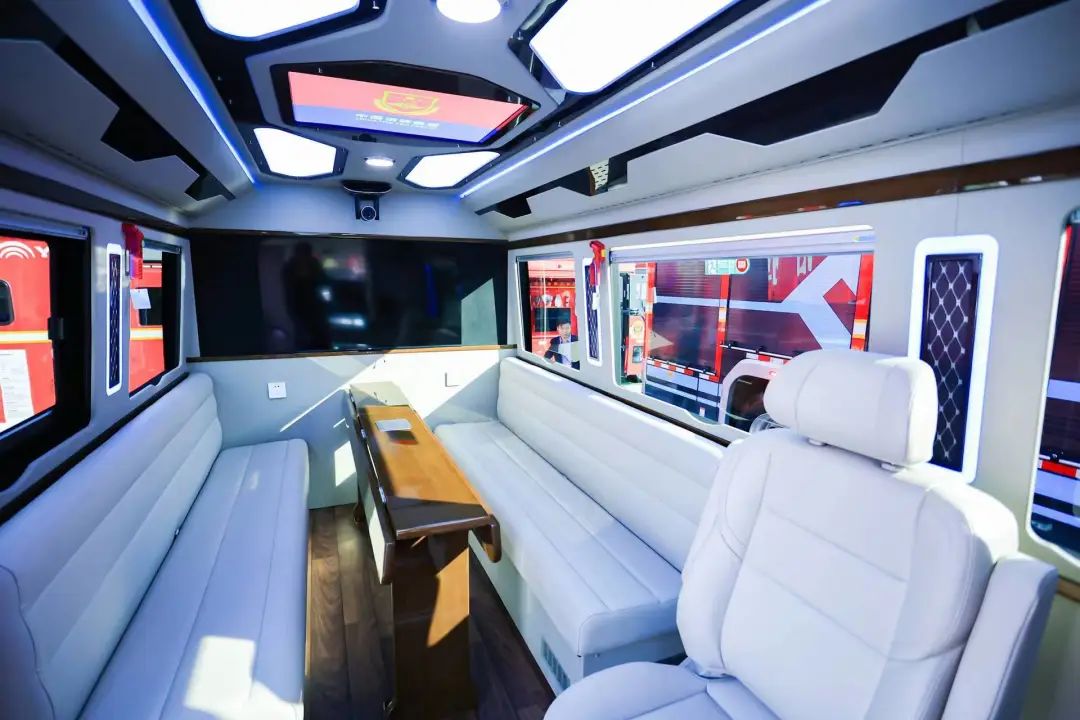 赢多多专用车携多款王牌产品，“盛装”出展第二十届中国国际消防展！