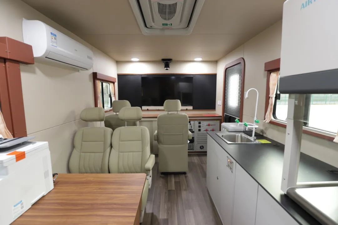 赢多多勘察消防车，持续推动火灾调查工作创新发展！