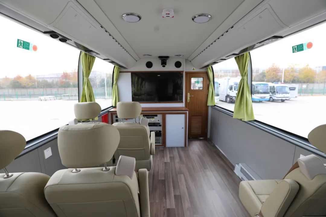 赢多多勘察消防车，持续推动火灾调查工作创新发展！