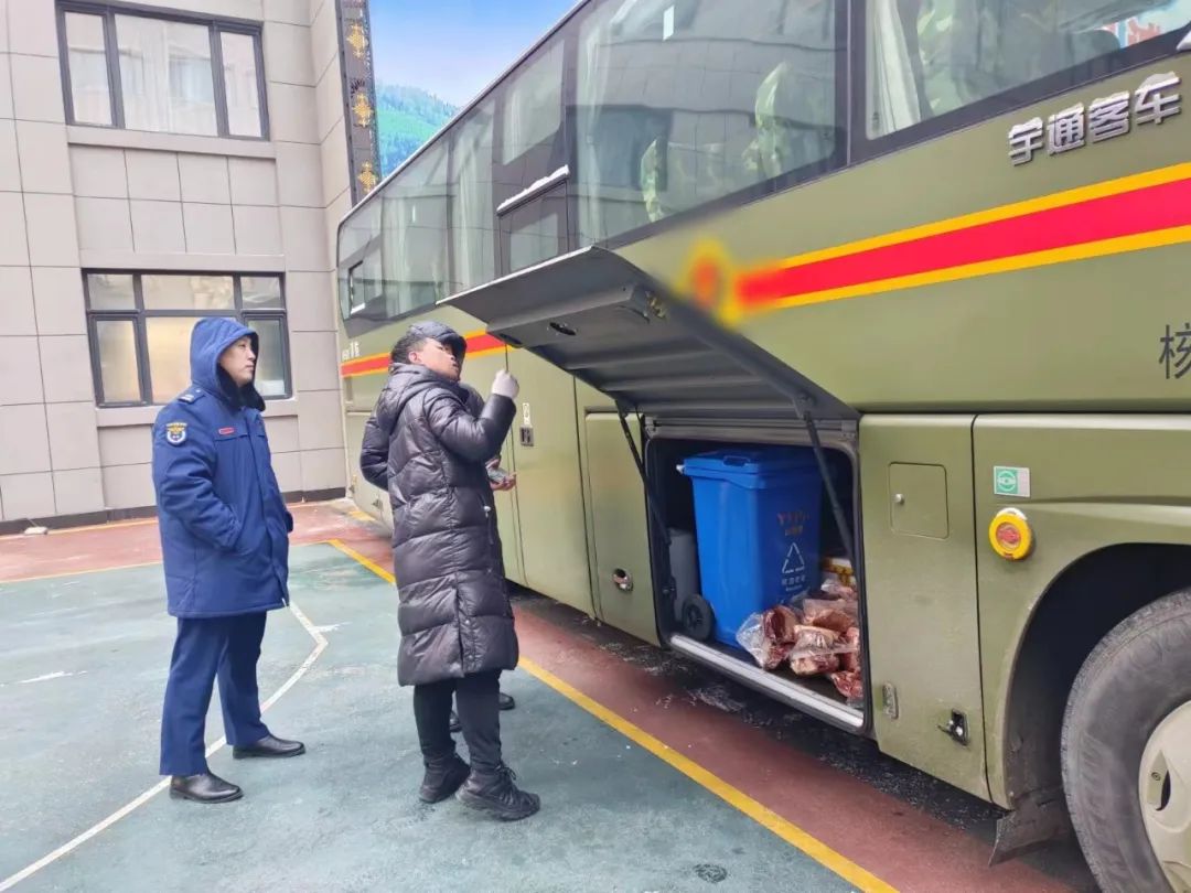 赢多多专用车森林消防车辆冬季服务巡检启动，为守护森林安全贡献力量！