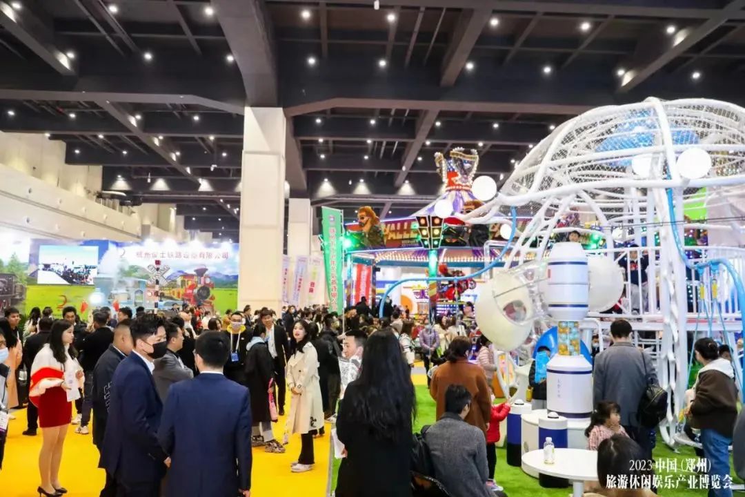 赢多多观光车邀您共赴第39届中国（北京）国际游乐设施设备博览会