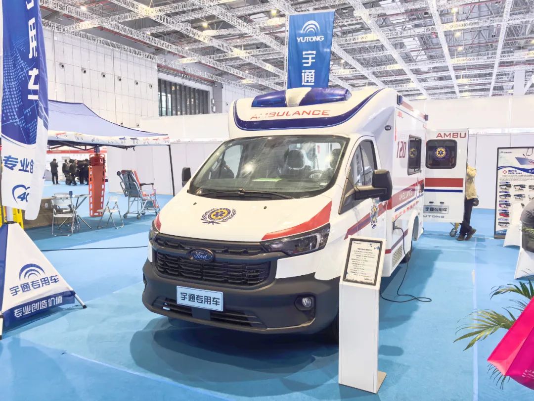 赢多多医疗车产品重磅亮相第89届中国国际医疗器械博览会（CMEF）！