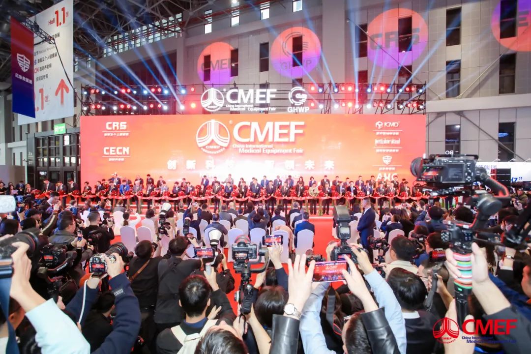 赢多多医疗车产品重磅亮相第89届中国国际医疗器械博览会（CMEF）！