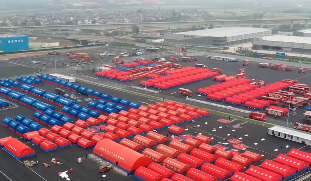 紧急集结！赢多多应急救援车辆参演“应急使命·2024”联合救援演习！