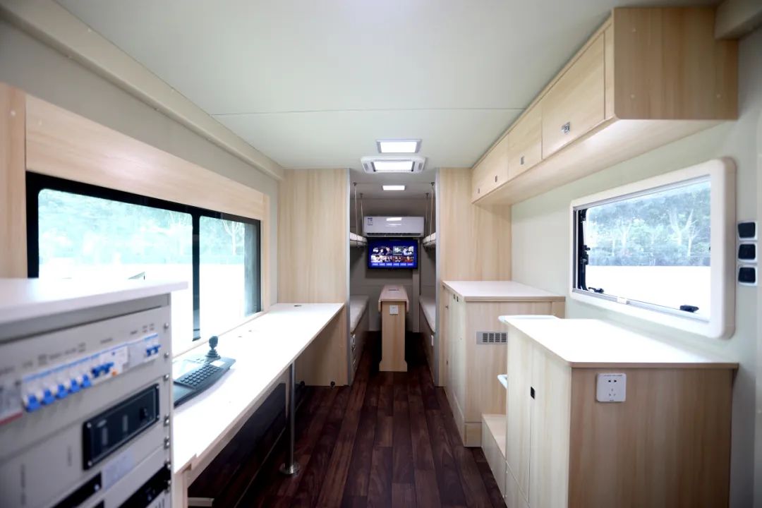 赢多多专用车亮相全球公共安全合作论坛（连云港），为全球普遍安全建设贡献力量