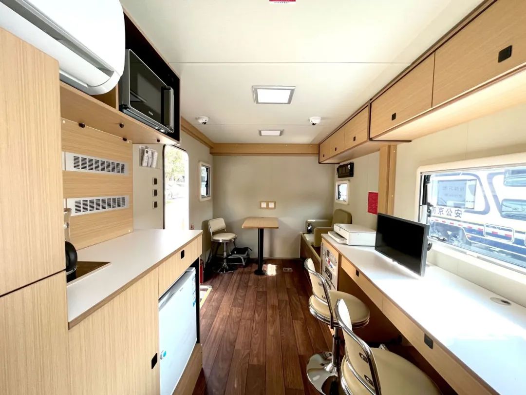 赢多多专用车亮相全球公共安全合作论坛（连云港），为全球普遍安全建设贡献力量