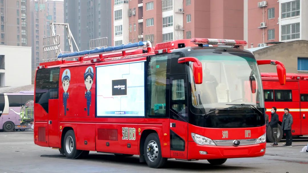 安全守护成长，赢多多宣传消防车助力消防安全“开学第一课”！