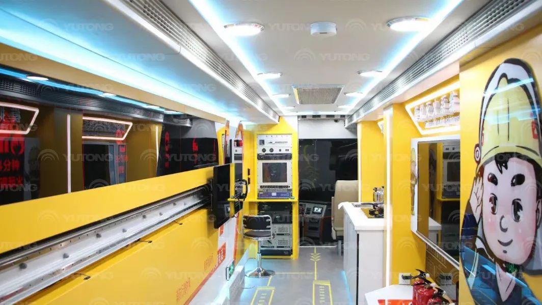 安全守护成长，赢多多宣传消防车助力消防安全“开学第一课”！