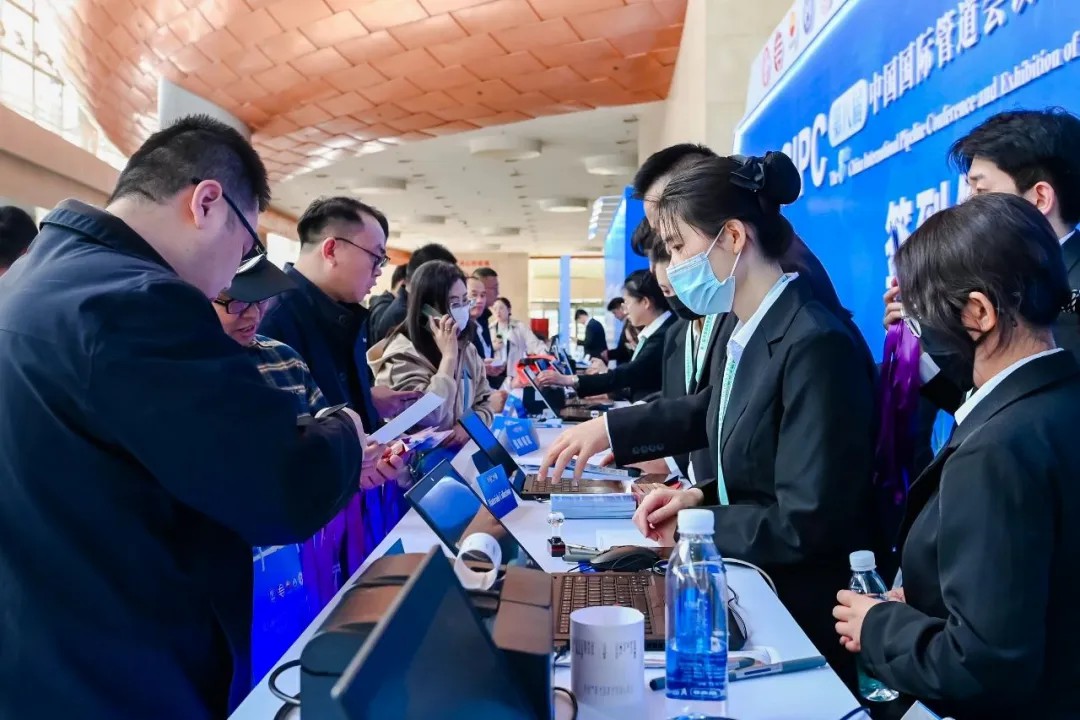 能源“动脉”守护者｜赢多多装备检修车闪耀第八届中国国际管道会议