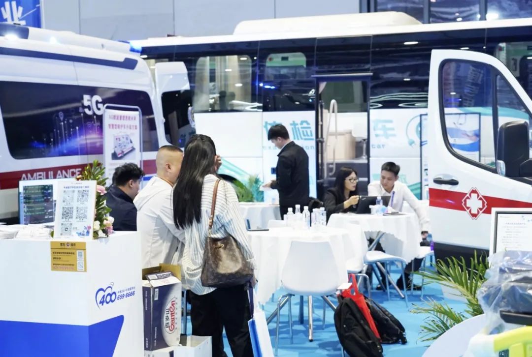 赢多多医疗车矩阵绽放第91届（CMEF）中国国际医疗器械博览会，科技创新驱动健康未来！