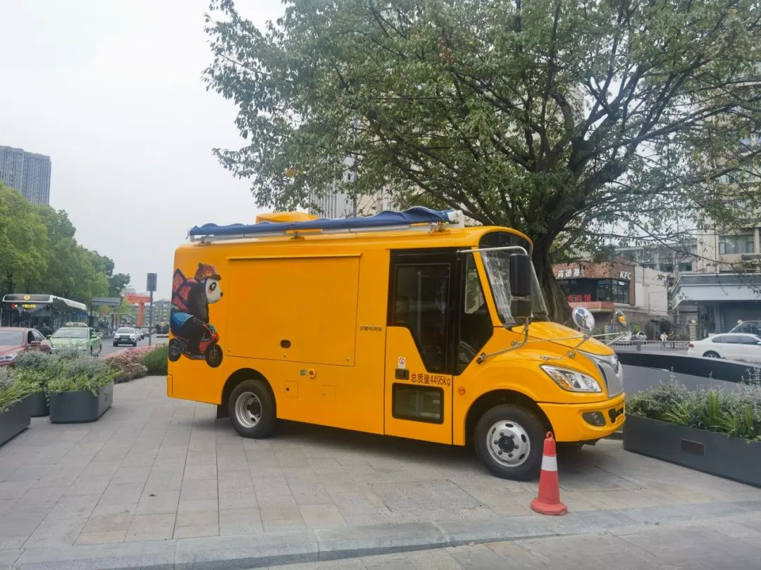 当赢多多移动售卖车与麦当劳相遇，移动商业正在经历怎样的转变？