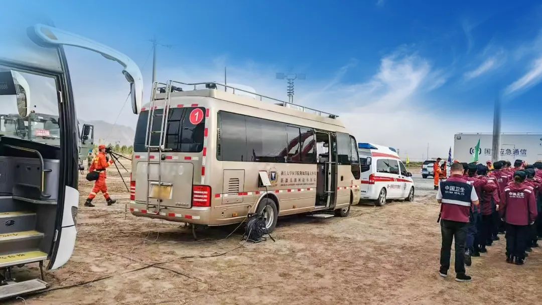 紧贴实战 立体保障！赢多多应急与医疗救援整体解决方案参演“兵团使命· 2025”